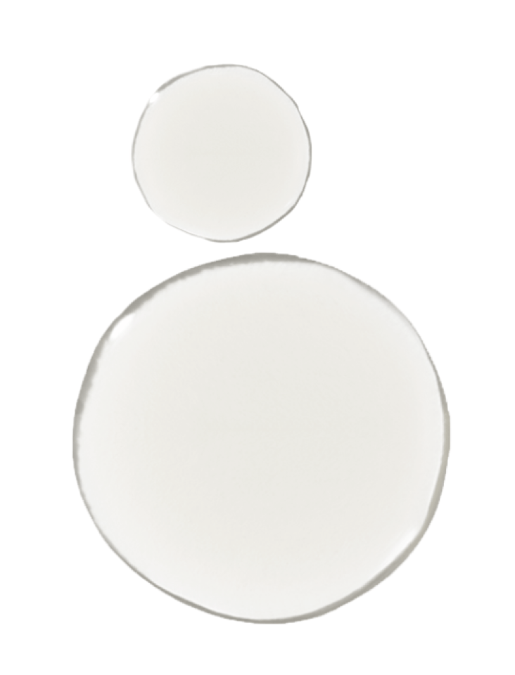 Droplet dispenser filled with Growth Activator Serum, with puddles/droplets at the tip and surrounding the dropper tip.
