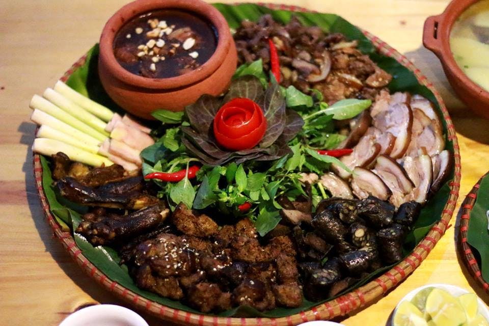 Thịt mông chó