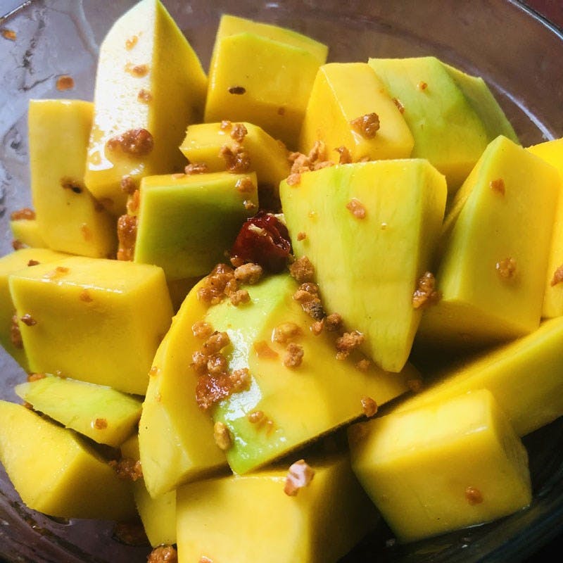 Xoài lắc muối ớt