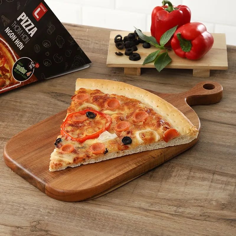 Pizza xúc xích lát
