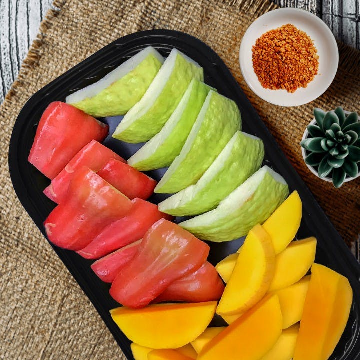 Cóc ổi mận chấm muối ớt