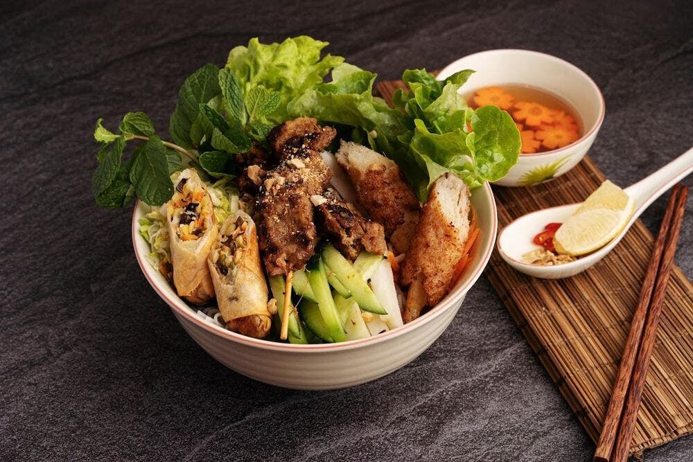 Bún thịt nướng