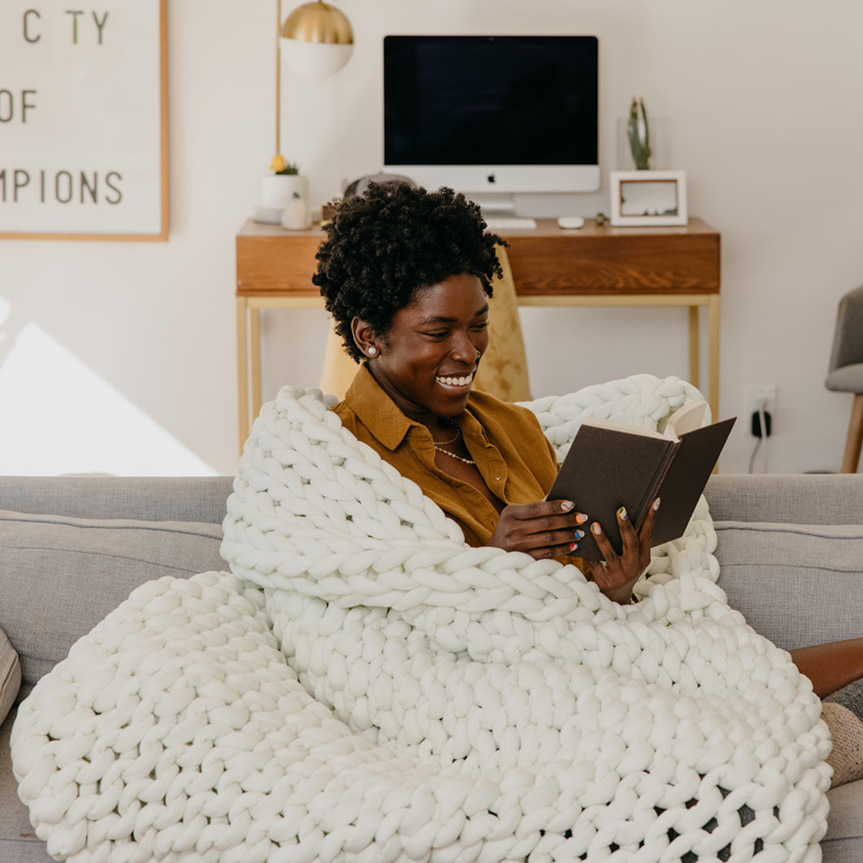 Nuzzie Knit—Your new favorite Weighted Blanket