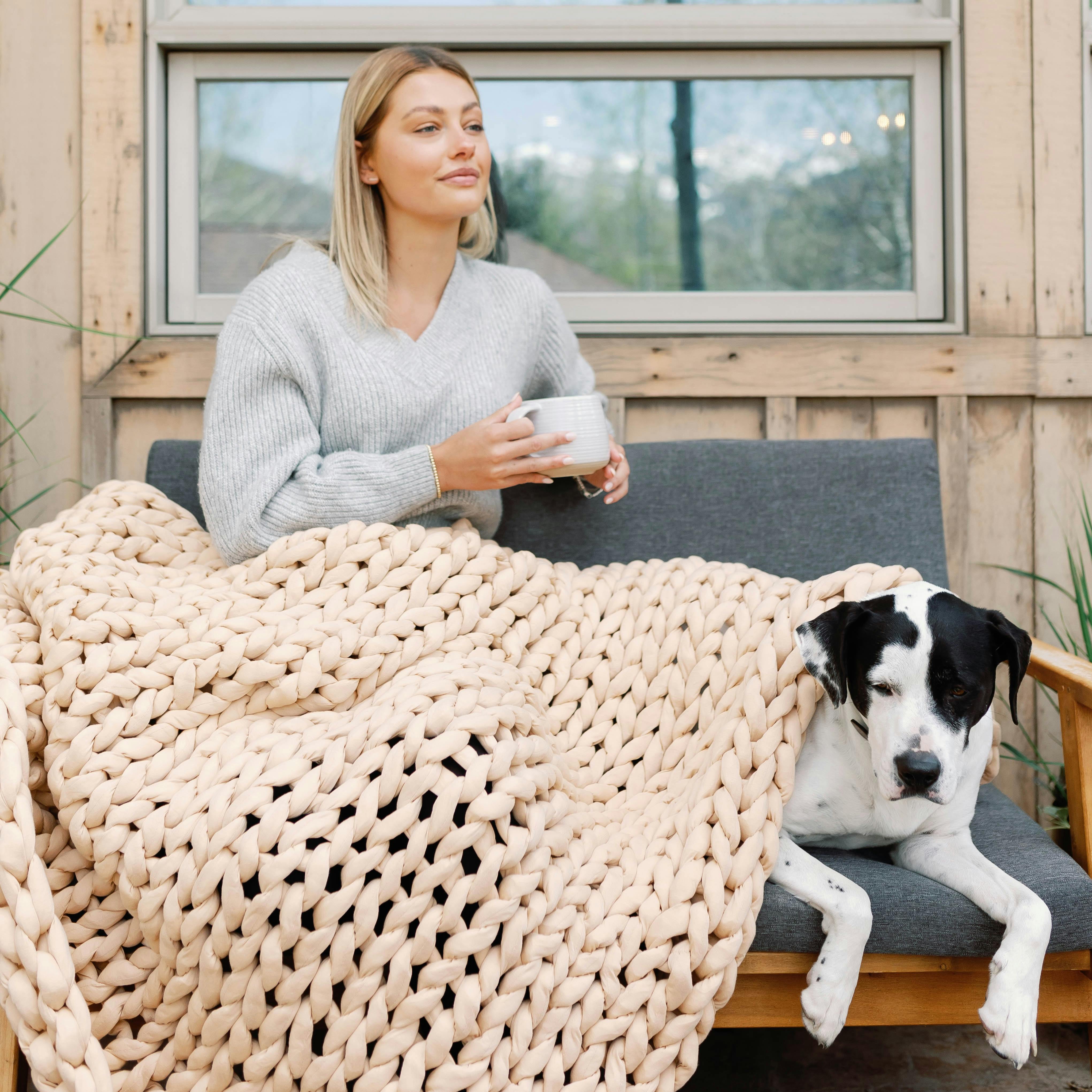 Oatmeal Nuzzie Knit Weighted Blanket