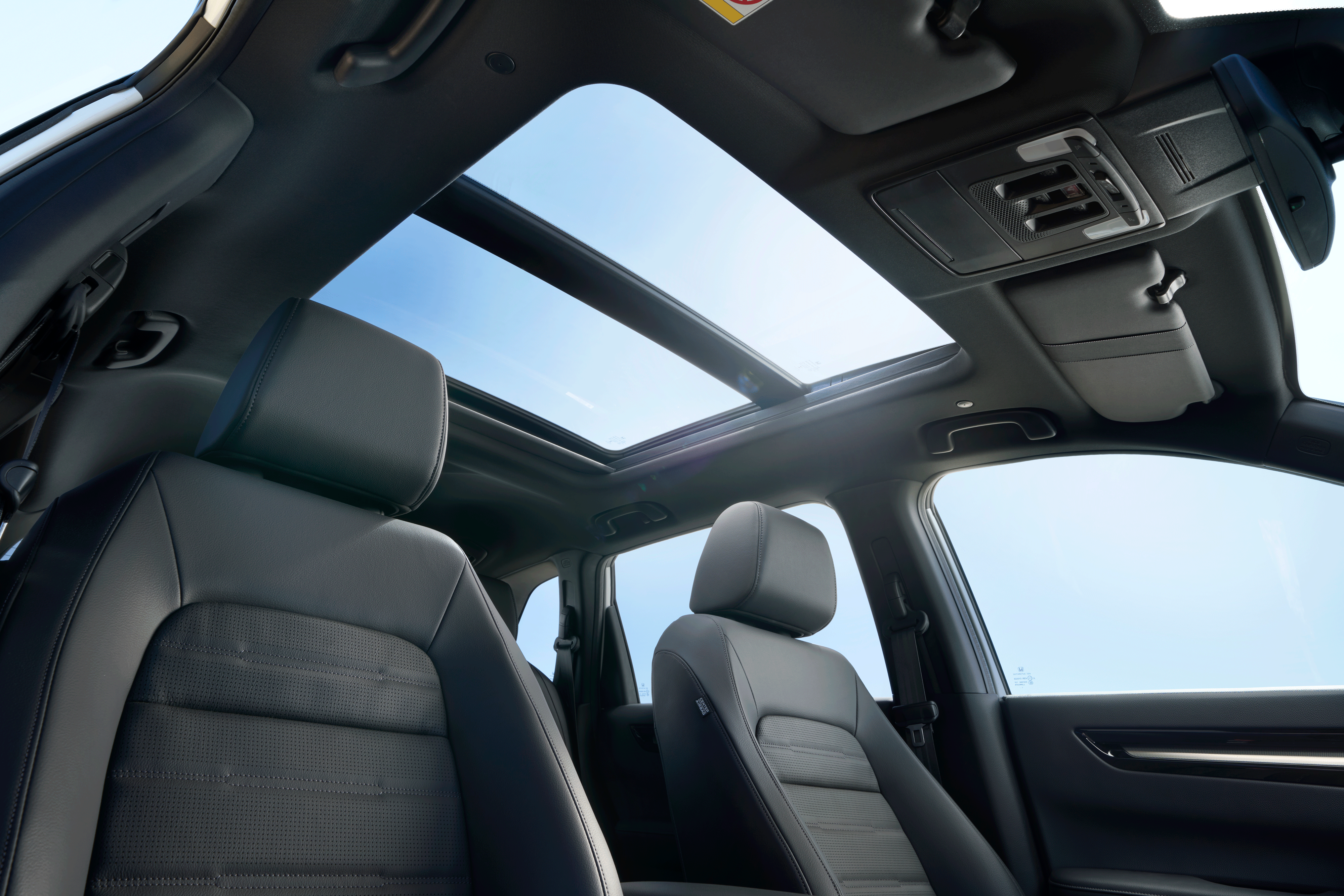 Honda CR-V innanrými, topplúga