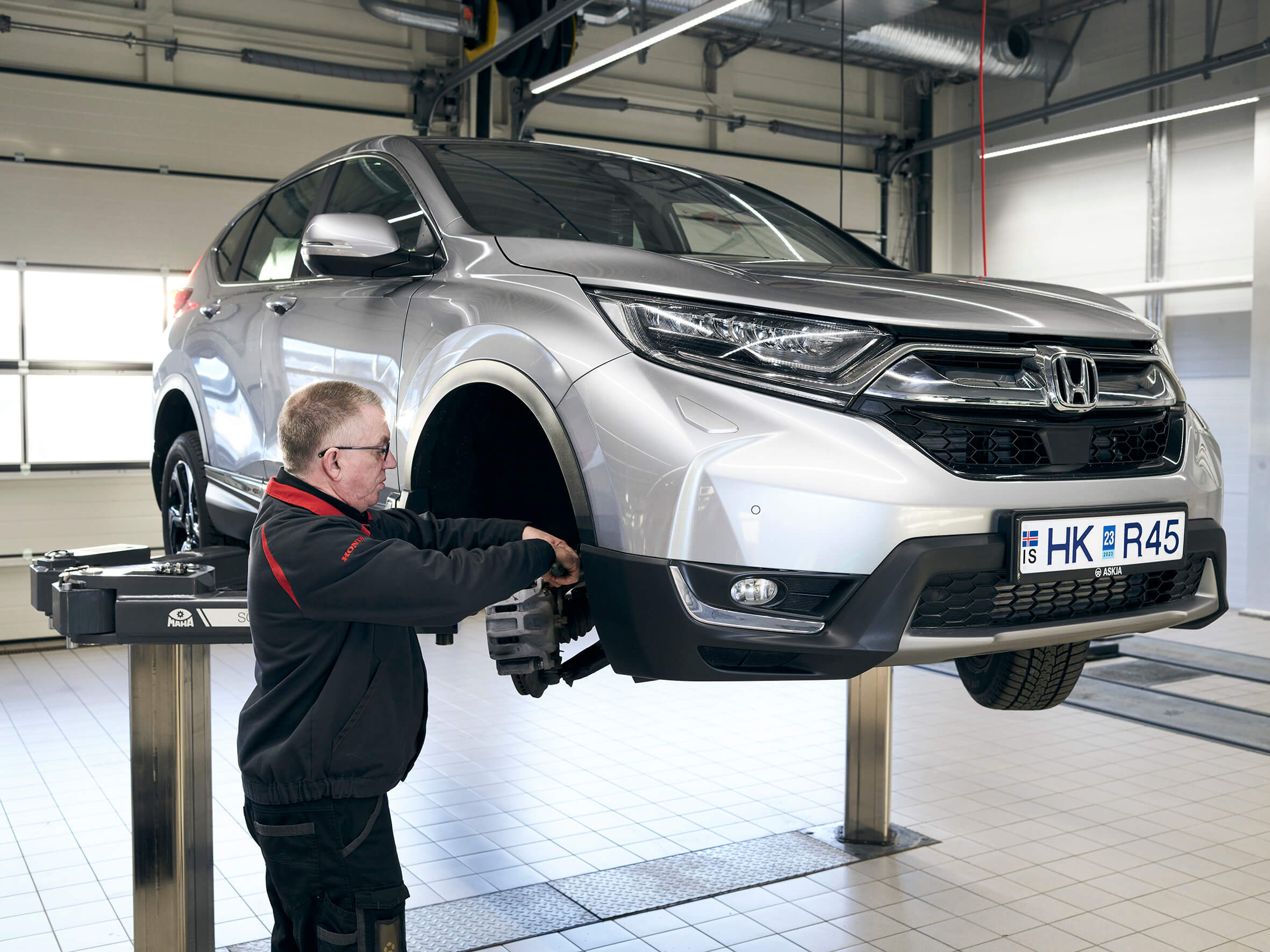 Bifvélavirki á Honda verkstæði