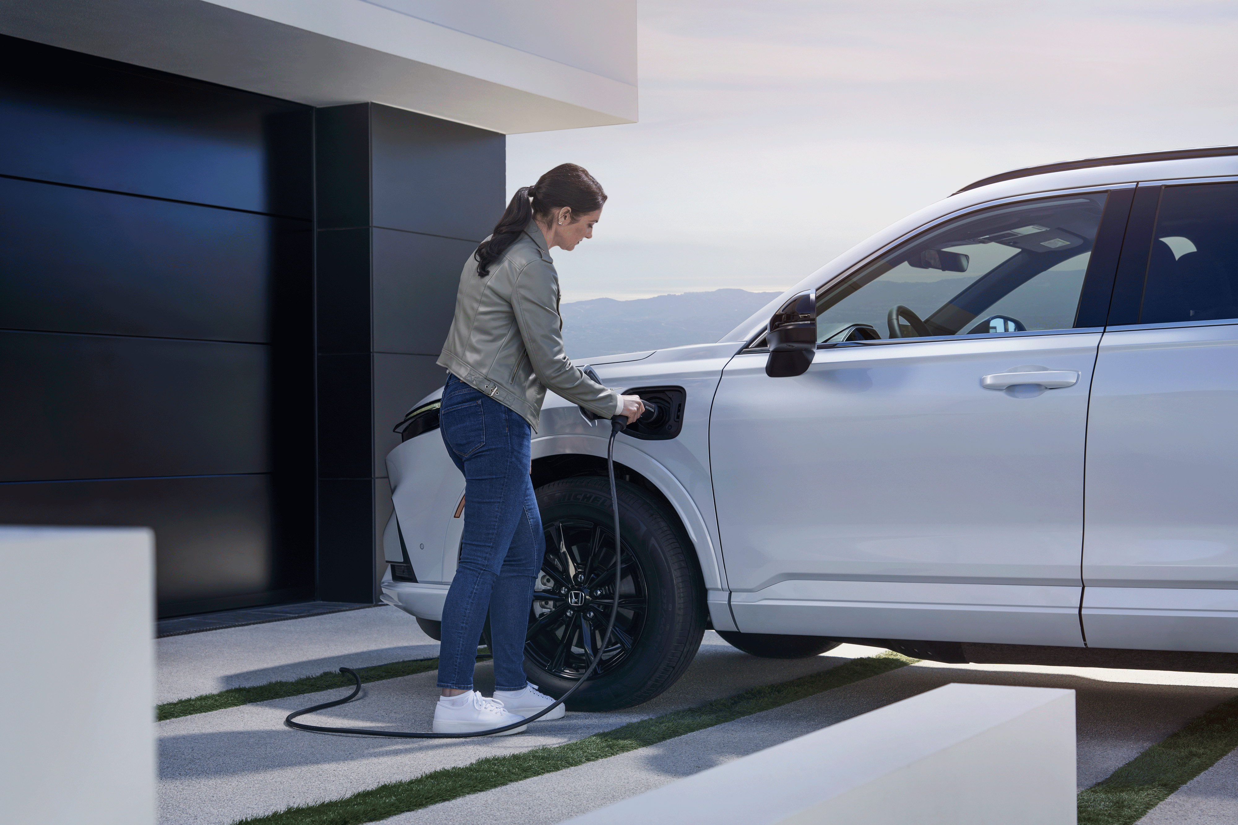 Honda CR-V í hleðslu