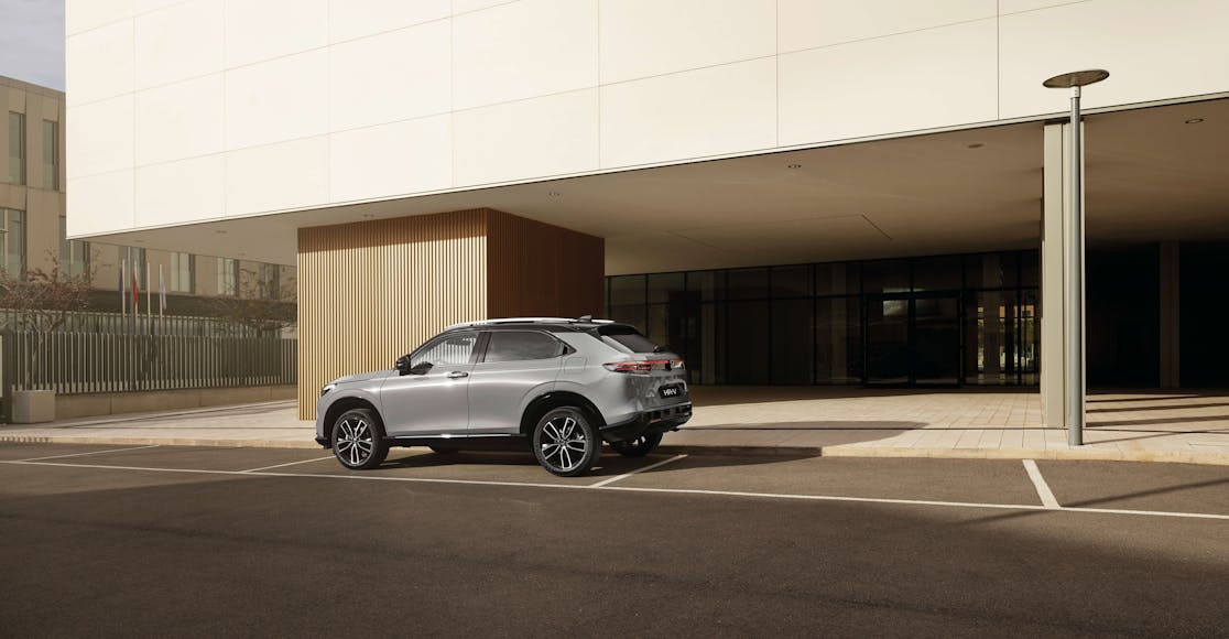 Nýr Honda HR-V grár á hlið