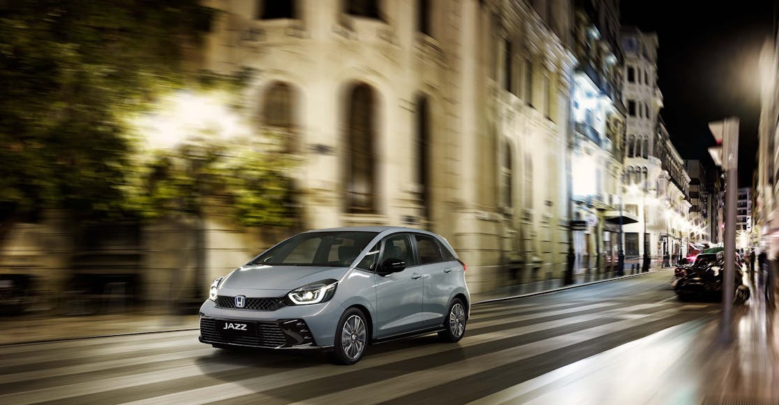 Nýr Honda Jazz, grár á lit á ferðinni