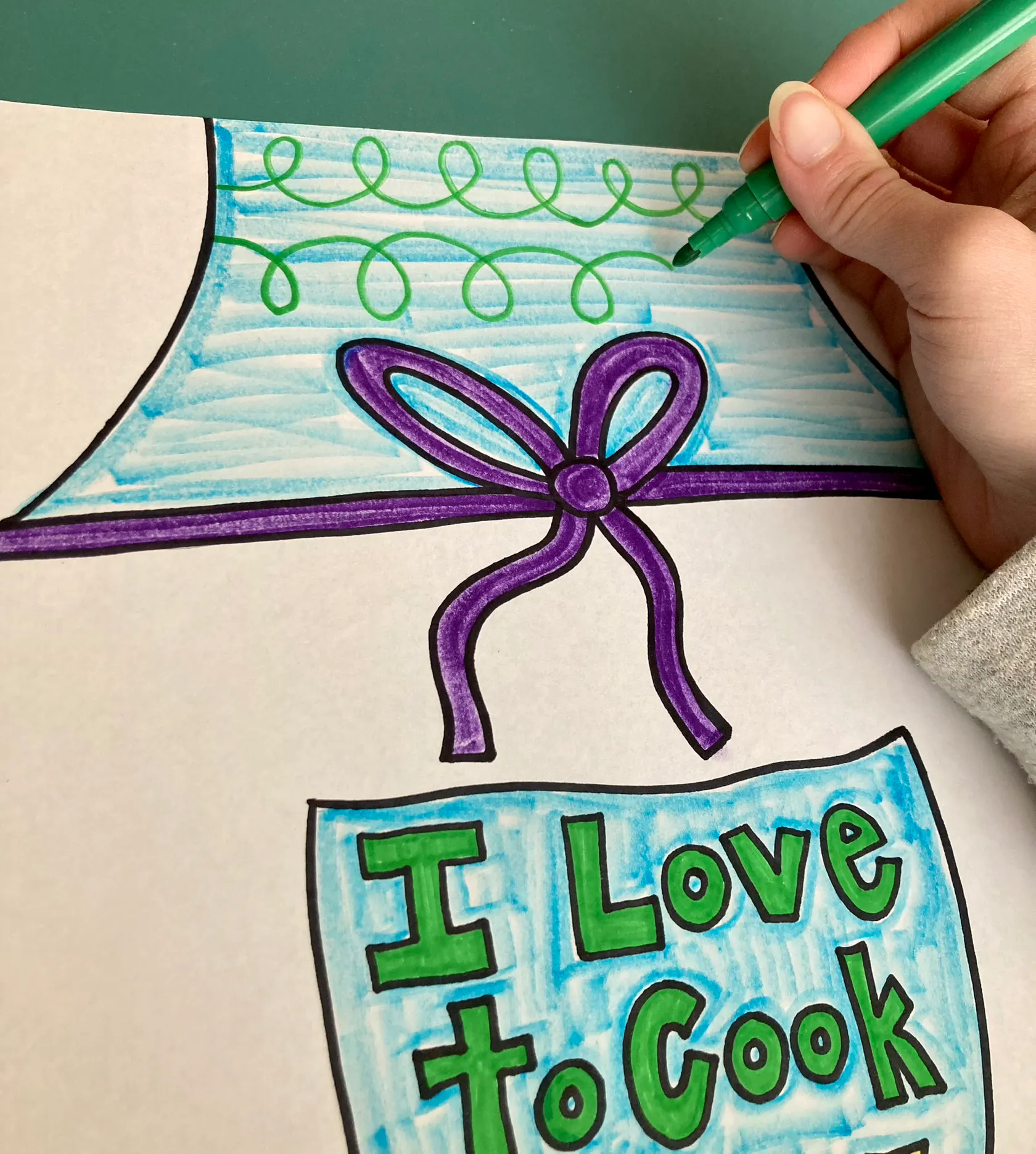 Little New-Yorkers @ Home: Make an Apron Inspired by Cora Cooks Pancit ...