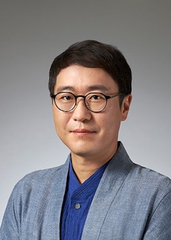 Doryun Chong head shot