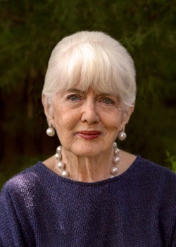 Betsy Rogers head shot