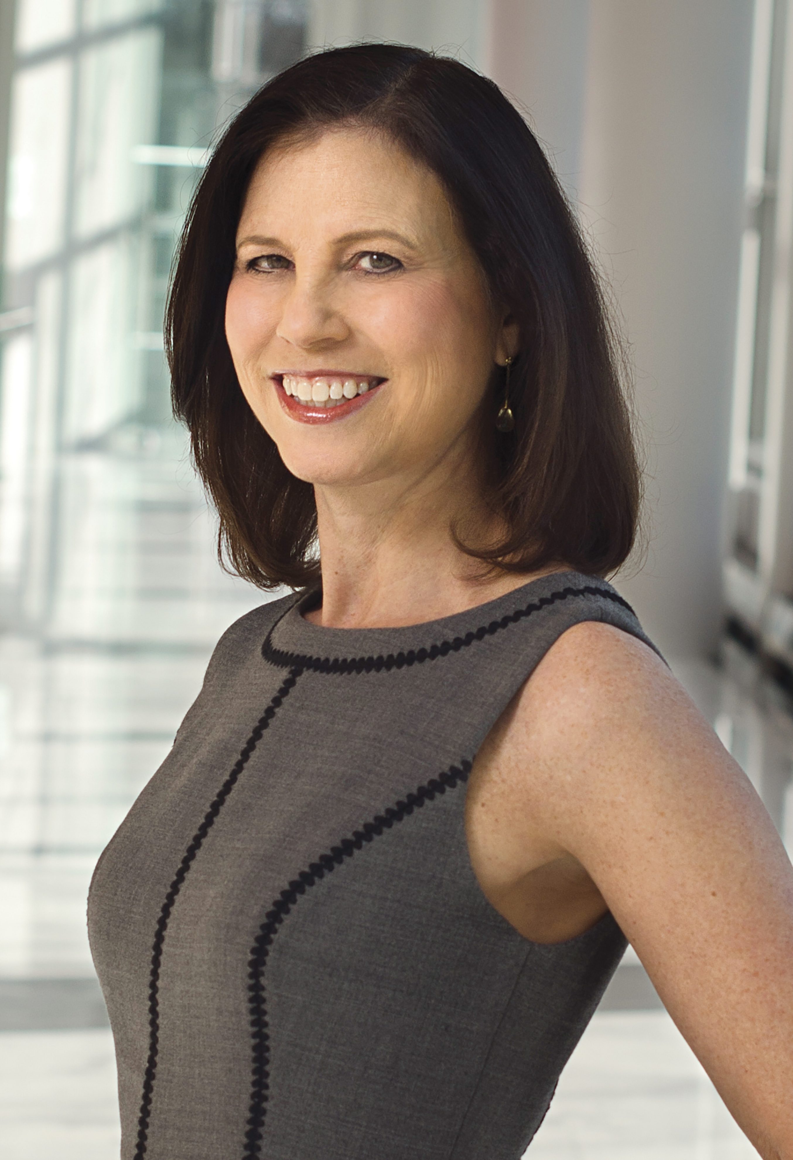 Joanne Lipman (moderator)