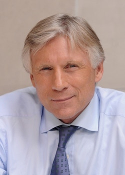 Lee C. Bollinger headshot