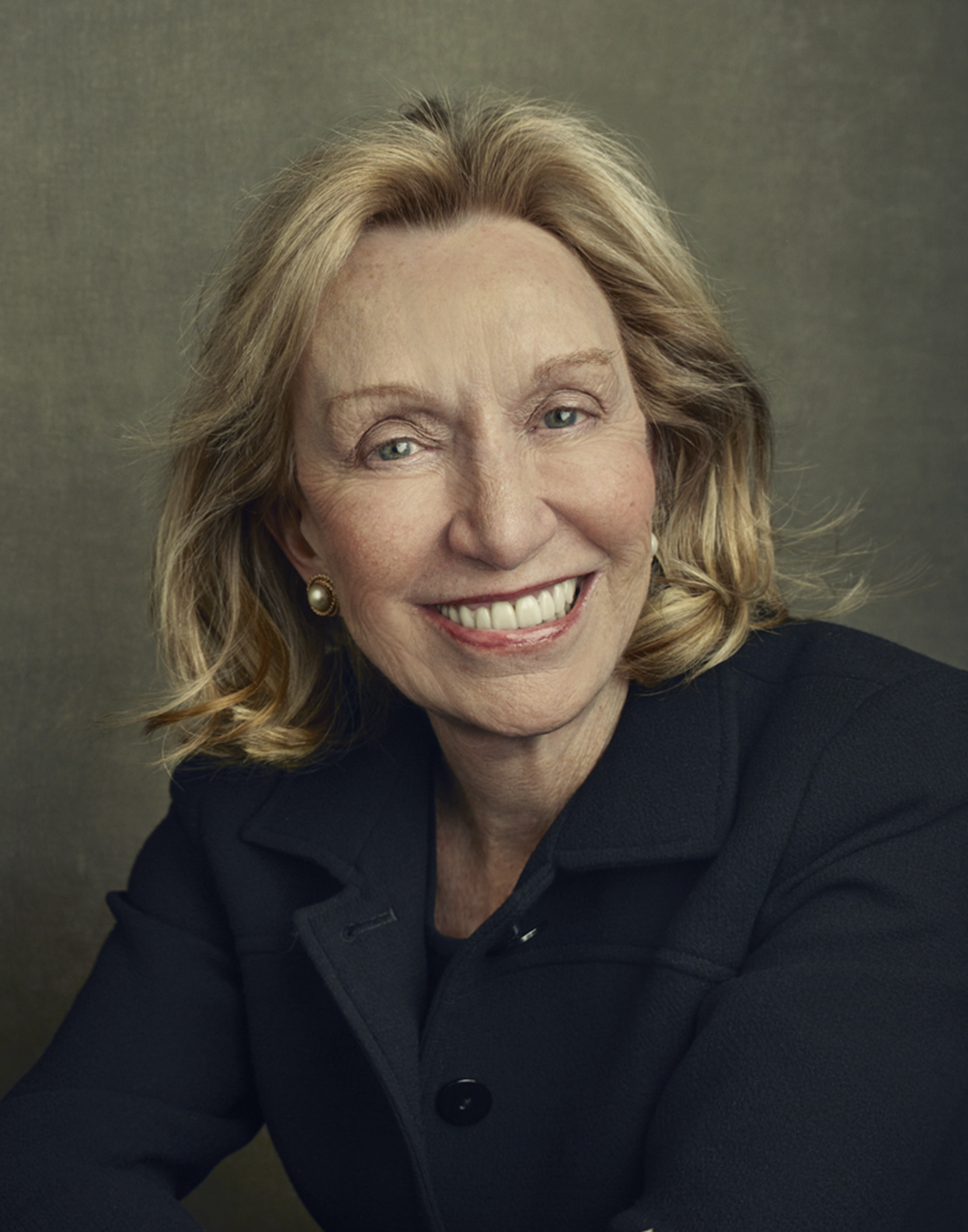 Doris Kearns Goodwin headshot
