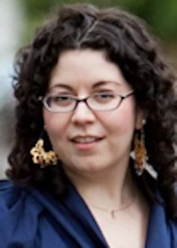 Anna Danziger Halperin headshot