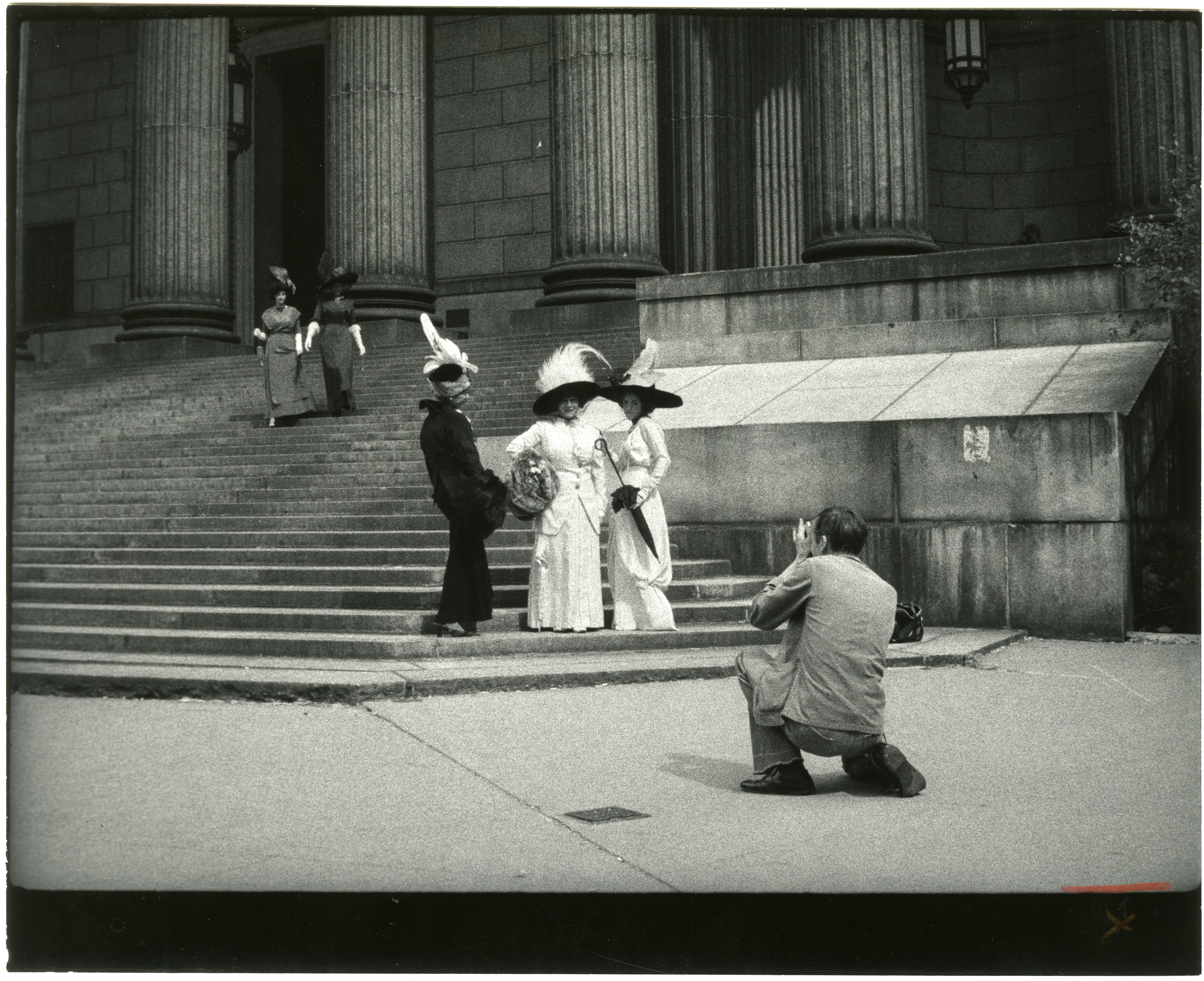 Bill Cunningham: Facades | New-York Historical Society