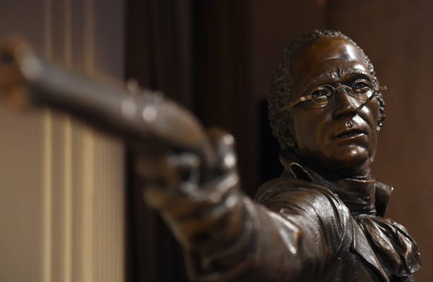 Kim Crowley, Alexander Hamilton, bronze, 2004, New-York Historical Society (photo, Don Pollard).