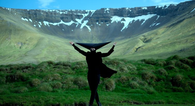 The film Munnhola, obol ombra houp-là (a series of performances ) by artist Ásta Fanney Sigurðardóttir will be premiered on the opening day of the festival in Bíó Paradís. Photo: A still from the film.