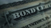 Why IUSB Is Overtaking AGG as the Default Bond ETF for Investors