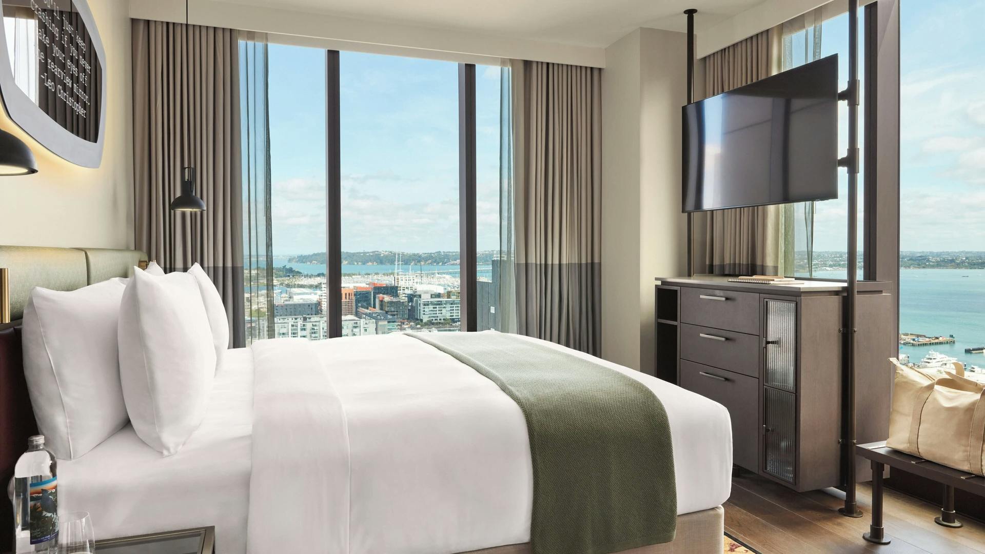 Hotel Indigo room