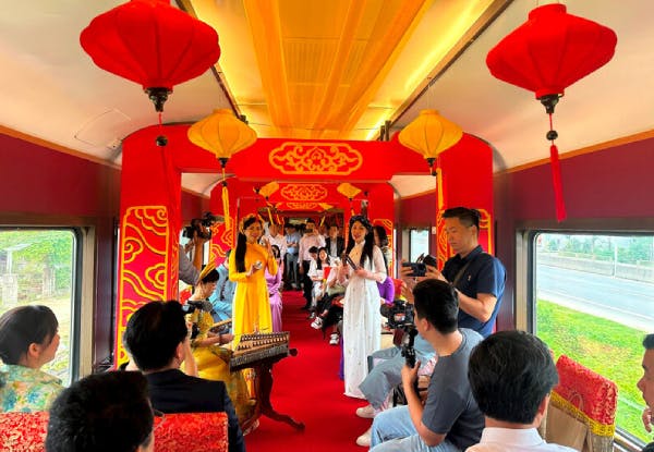 vietnam train