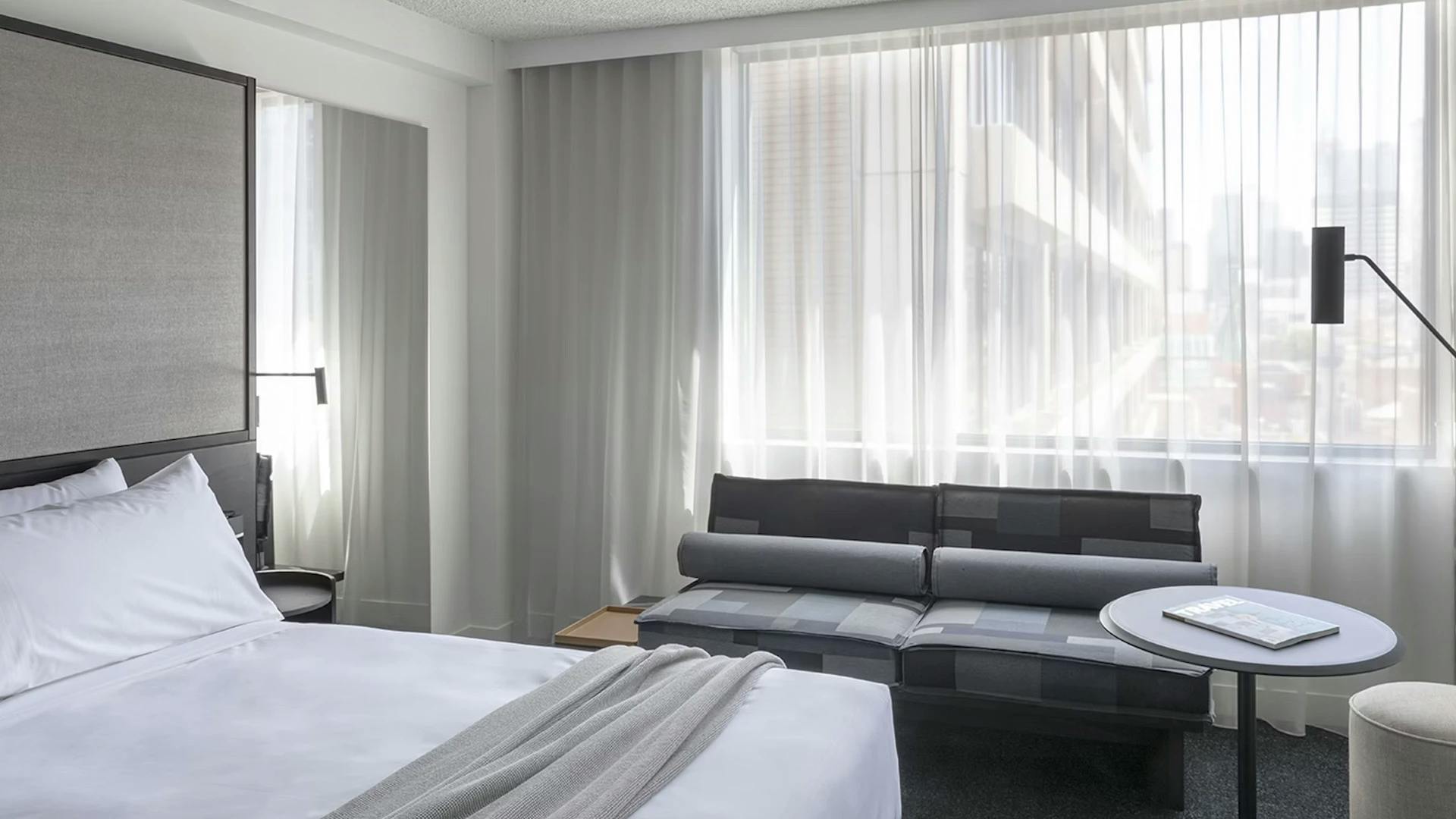 Lancemore Crossley St. room