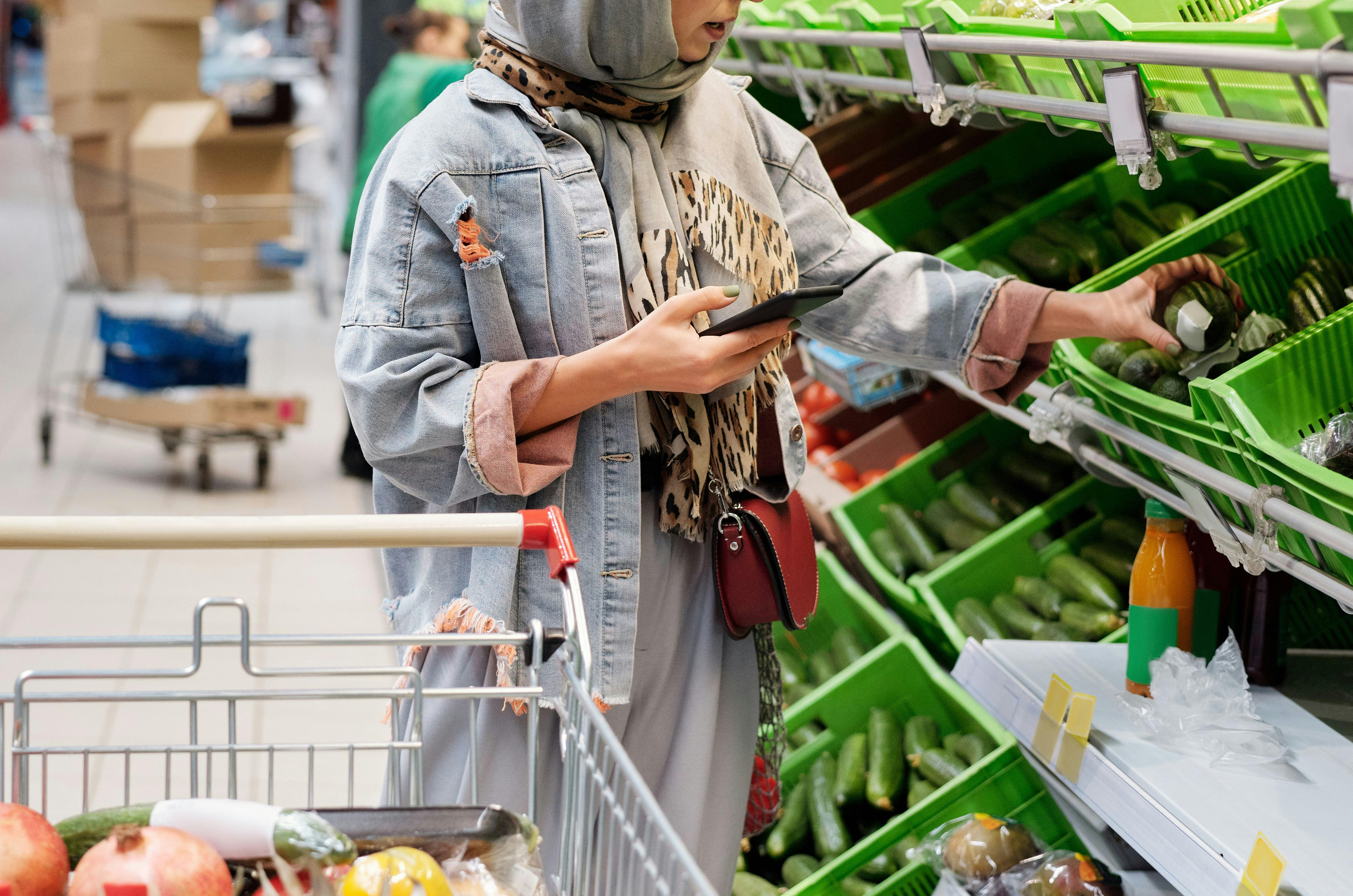 Single Mother Trying to Make Ends Meet