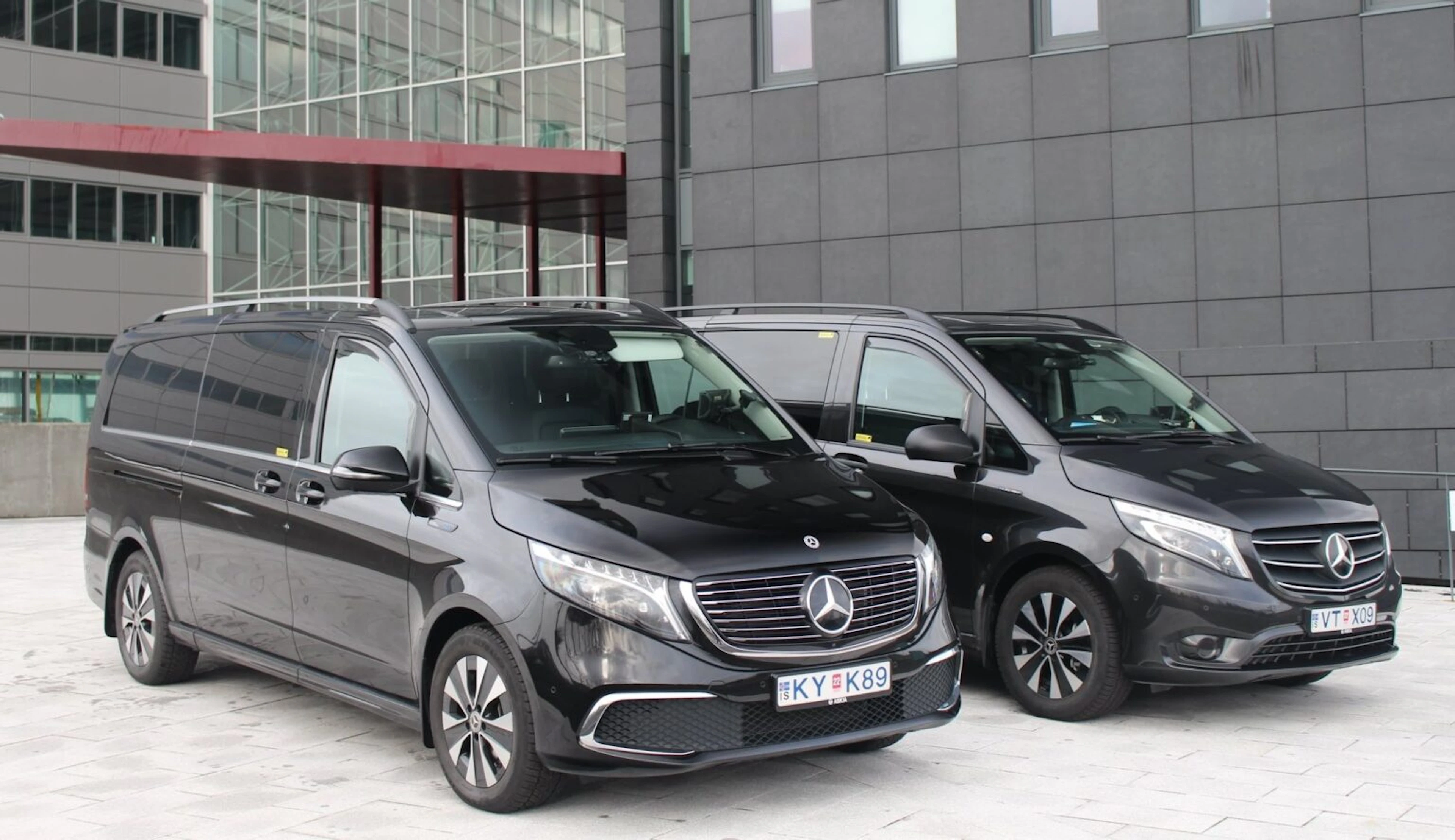 Private Airport Transfer (one way)