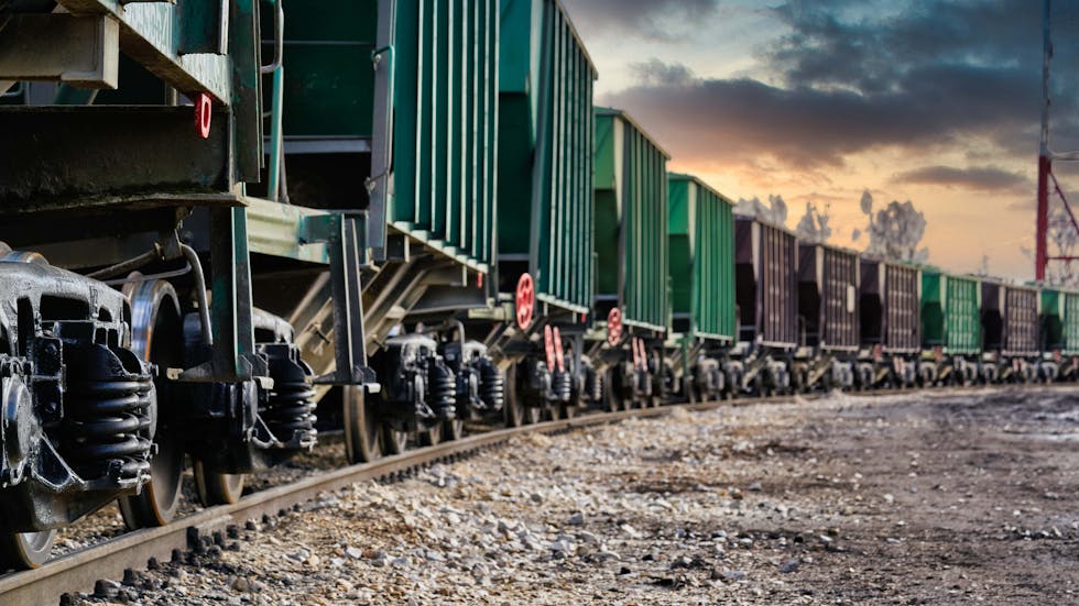 Tren de mercancías considerado conjunto de vehículos