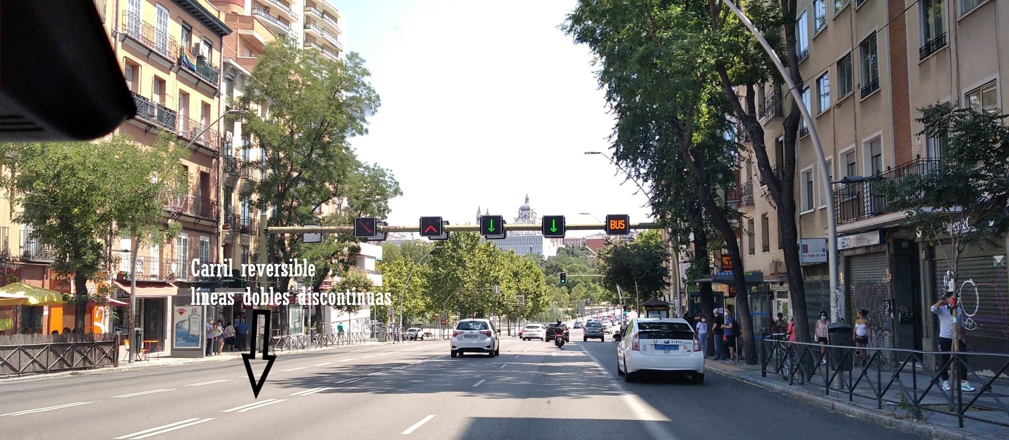Un furgón, ¿puede utilizar un carril reversible?