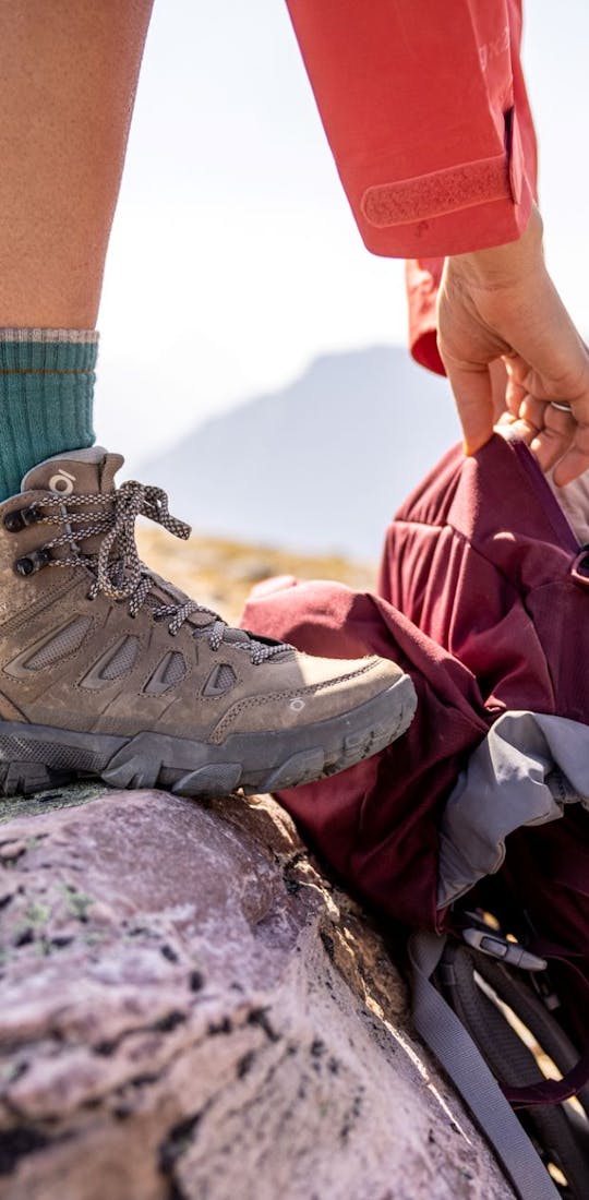 Women's Hiking Max Cushion Mid Cut Compression Socks