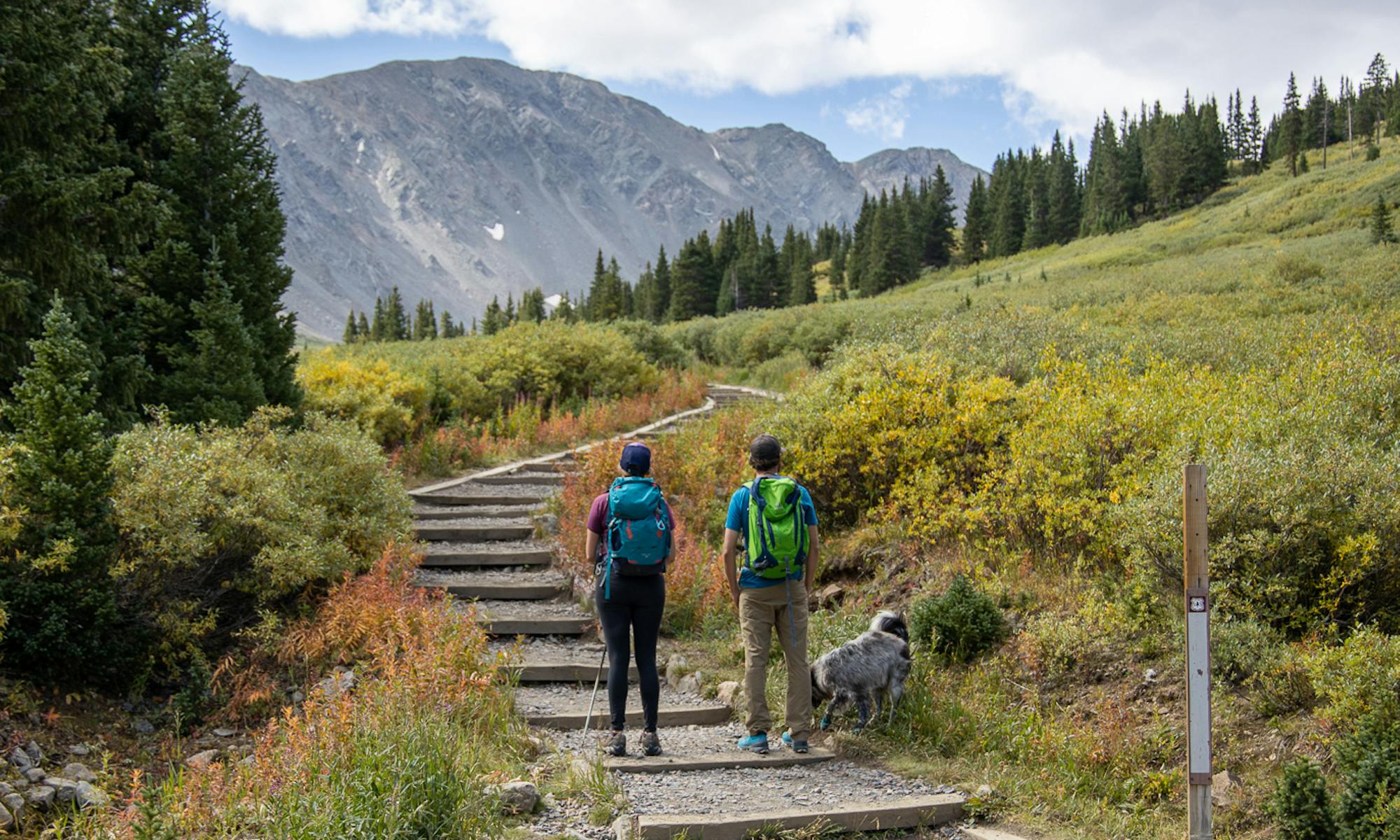 5 Tips for Taking Friends Hiking for the First Time - Oboz Footwear