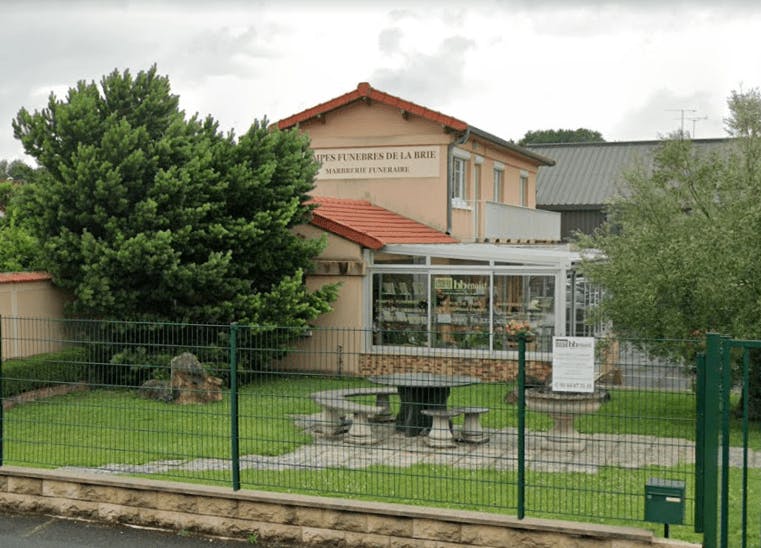 Photographie de Funérarium Pompes Funèbres De La Brie B. Benoist de Tournan-en-Brie