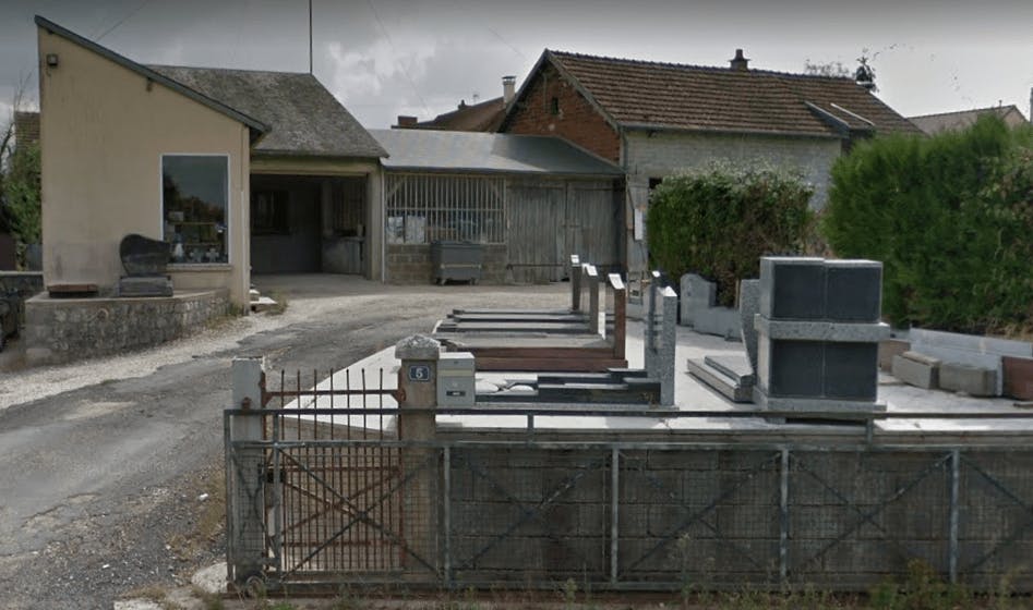 Photographie de la Pompes Funèbres Frelat Denis à Sainte-Gemme-en-Sancerrois