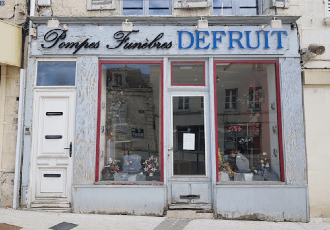 Photographie de la Pompes Funèbres Marbrerie Defruit de Villers-Cotterêts