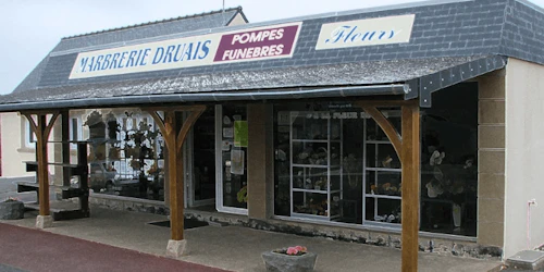 Photographie de la Pompes Funèbres et Marbrerie Druais à Camaret-sur-Mer
