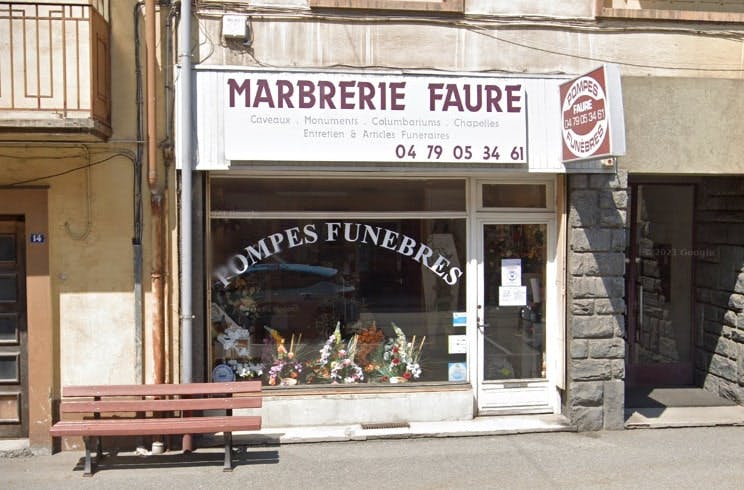 Photographie de la Pompes Funèbres et Marbrerie Faure de la ville de Fourneaux
