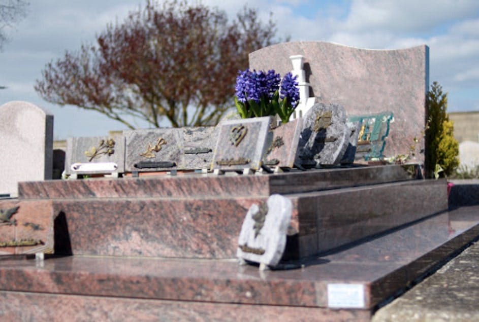 Photographies des Pompes funèbres Marbrerie Boucq JM Saint-Pierre-d'Oléron