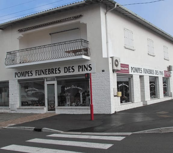 Photographie de la Pompes Funèbres des Pins de la ville de Saint-Vincent-de-Tyrosse