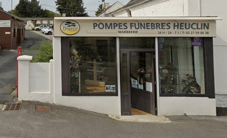 Photographie de la Pompes Funèbres et Marbrerie HEUCLIN -Dignité Funéraire de Felleries