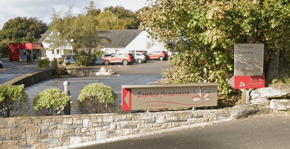 Photographie de la Pompes Funèbres Menez à Plourin-lès-Morlaix