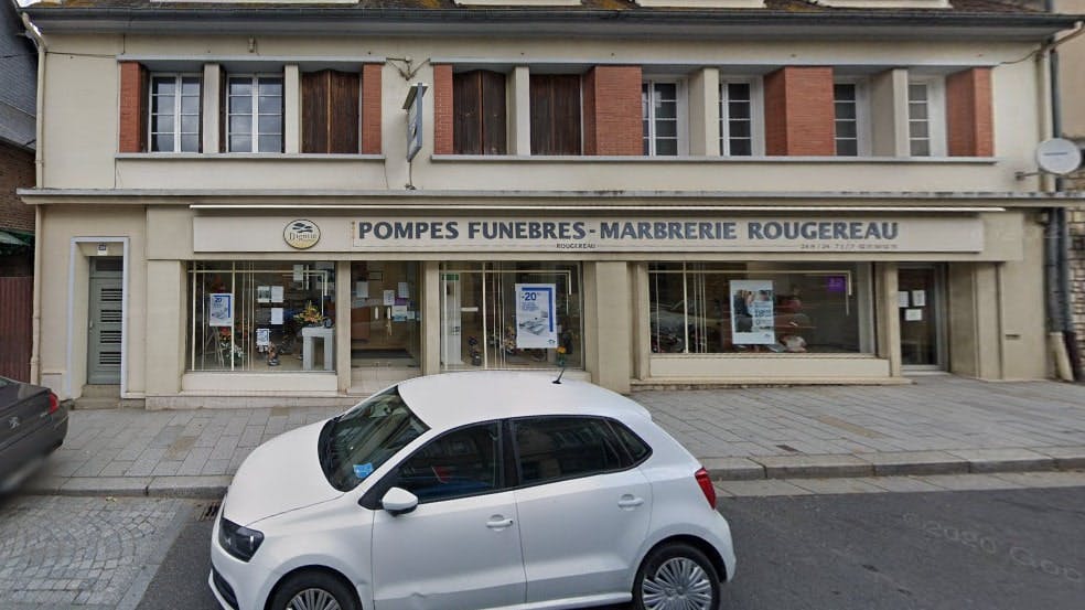 Photographies des Pompes Funèbres et Marbrerie Rougereau à Pont-l'Évêque