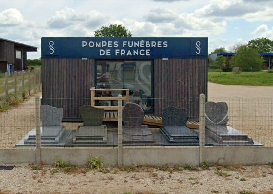 Photographie de La Pompes Funèbres de France de Mondoubleau
