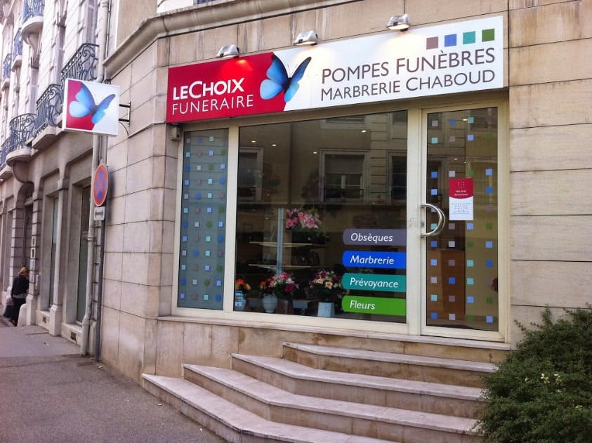 Photographies des Pompes Funèbres Chaboud à Caluire-et-Cuire