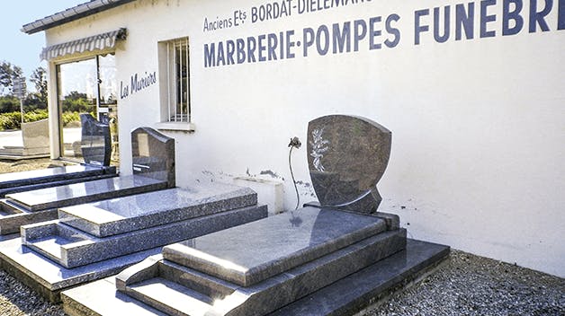Photographie Pompes Funèbres et Marbrerie Les Muriers de Saint-Amand-Montrond