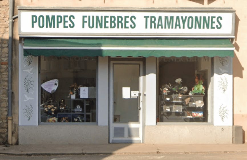 Photographie Pompes Funèbres Rivière de Tramayes
