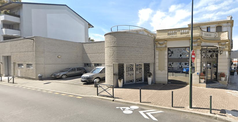 Photographie de la Pompes Funèbres et Marbrerie Sedran d'Aix-les-Bains