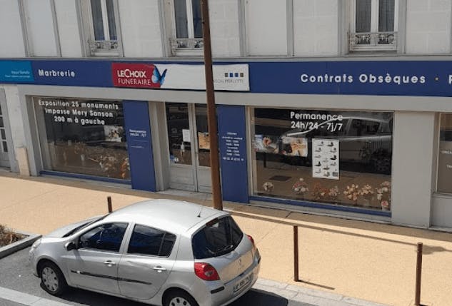Photo de Pompes Funèbres & Marbrerie Low-Cost à Lisieux