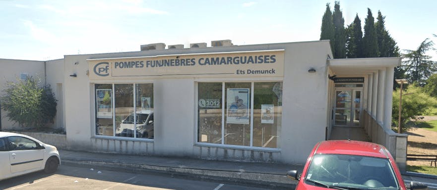 Photographies des Pompes Funèbres et Marbrerie Camarguaise à Vergèze